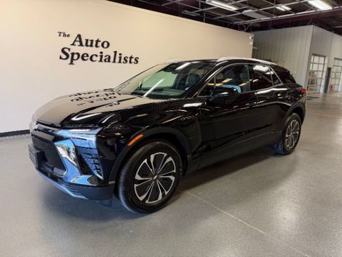Used 2024 Chevrolet Blazer EV LT AWD/4WD image 1