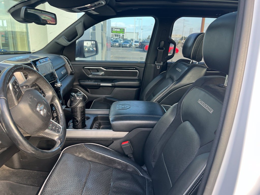 Used 2020 RAM 1500 Laramie w/ Sport Appearance Package AWD/4WD image 16