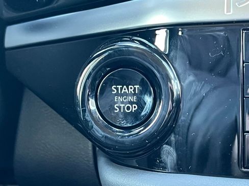 New 2026 Nissan Pathfinder SL AWD/4WD image 30