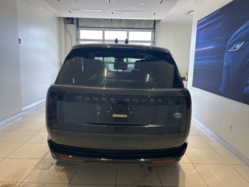 Used 2023 Land Rover Range Rover SE image 15