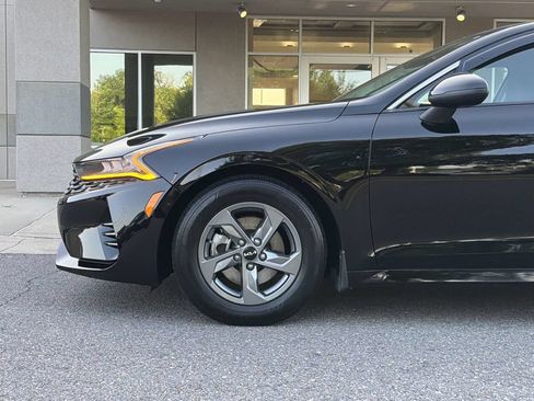 Used 2022 Kia K5 LXS FWD image 9