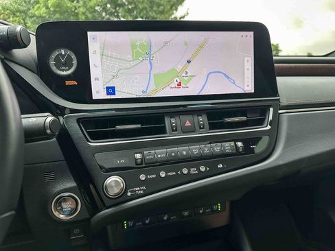 Used 2024 Lexus ES 350 w/ Ultra Luxury Package FWD image 31