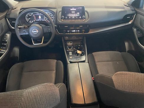 Certified 2022 Nissan Rogue SV FWD image 11