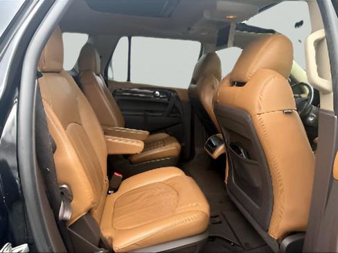 Used 2016 Buick Enclave Leather w/ Trailering Package image 16