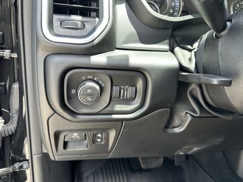 Certified 2022 RAM 1500 Laramie RWD image 29