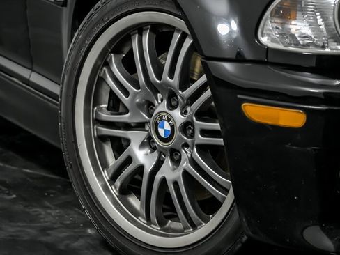 Used 2006 BMW M3 Convertible image 3