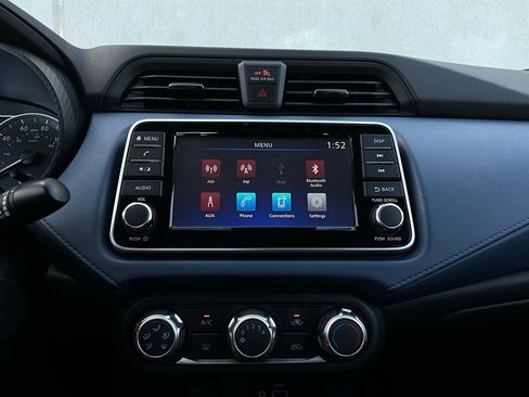 Used 2025 Nissan Versa SV image 24