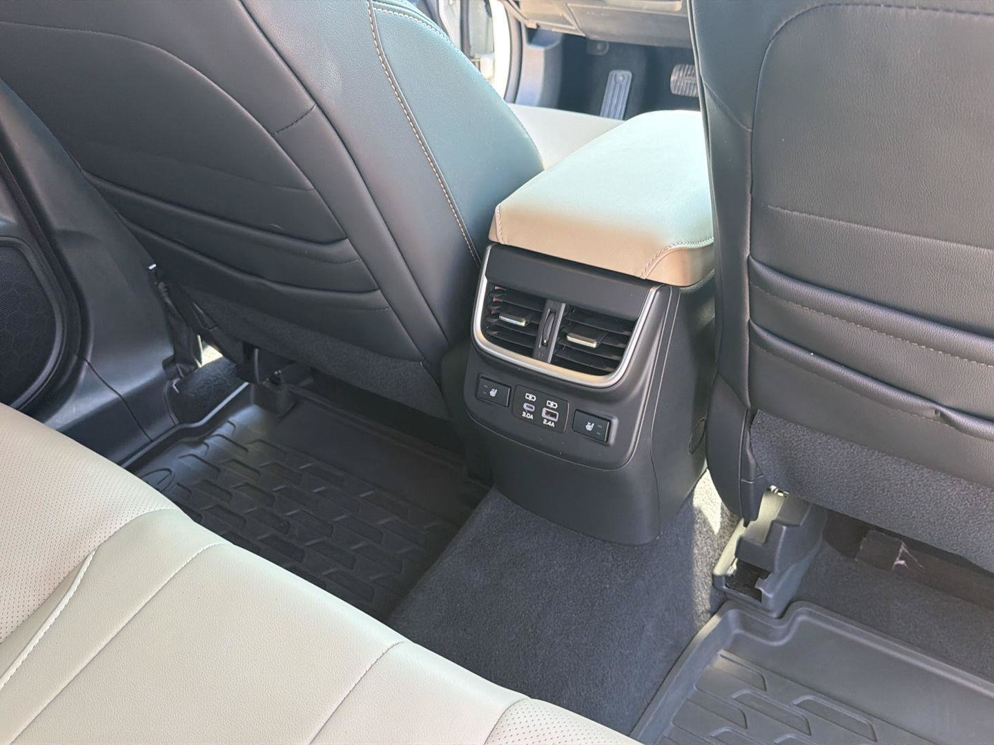 Used 2024 Subaru Outback Limited XT AWD/4WD image 17