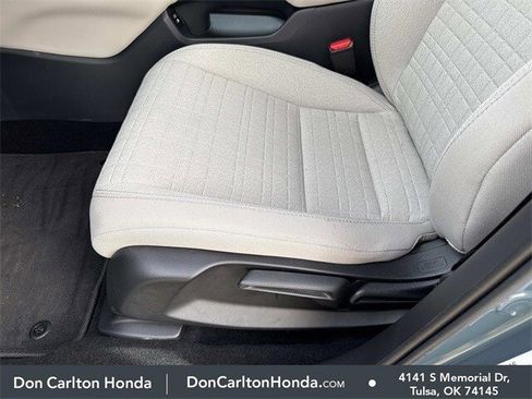 Used 2025 Honda HR-V LX image 15