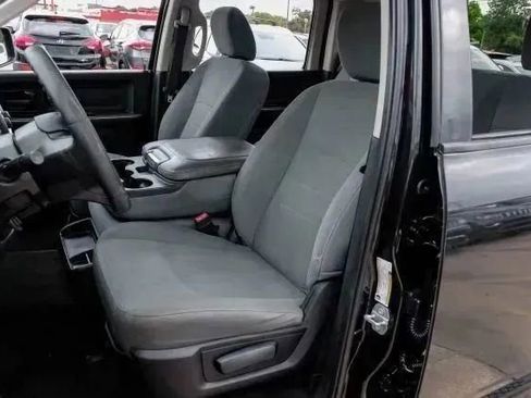Used 2018 RAM 1500 Express w/ Black Ram 1500 Express Group image 38