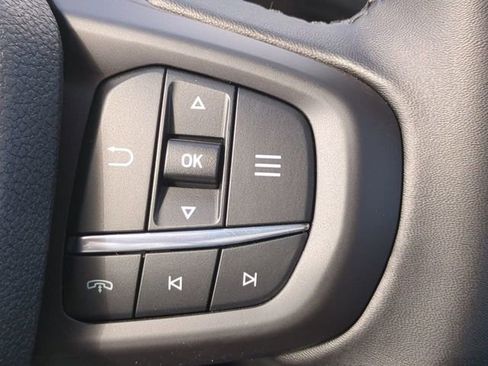 Used 2025 Ford Ranger XLT w/ Technology Package RWD image 24