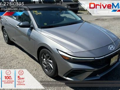Used 2024 Hyundai Elantra SEL