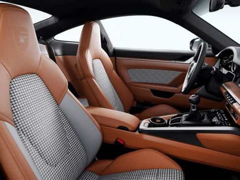 Used 2023 Porsche 911 Sport Classic RWD image 6