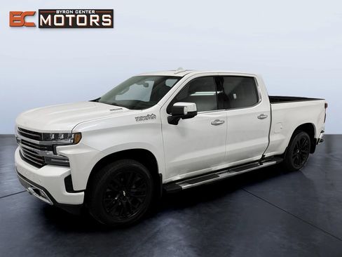 Used 2020 Chevrolet Silverado 1500 High Country AWD/4WD image 1