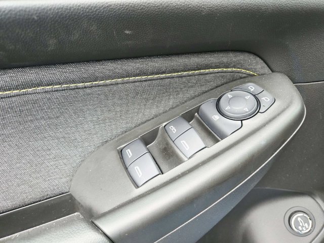 New 2025 Chevrolet TrailBlazer ACTIV w/ Convenience Package FWD image 31