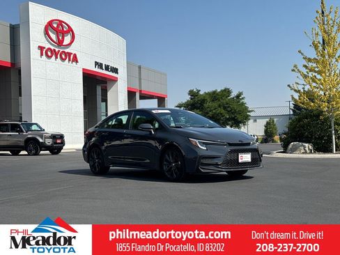 Certified 2025 Toyota Corolla SE w/ SE Premium Package FWD image 1