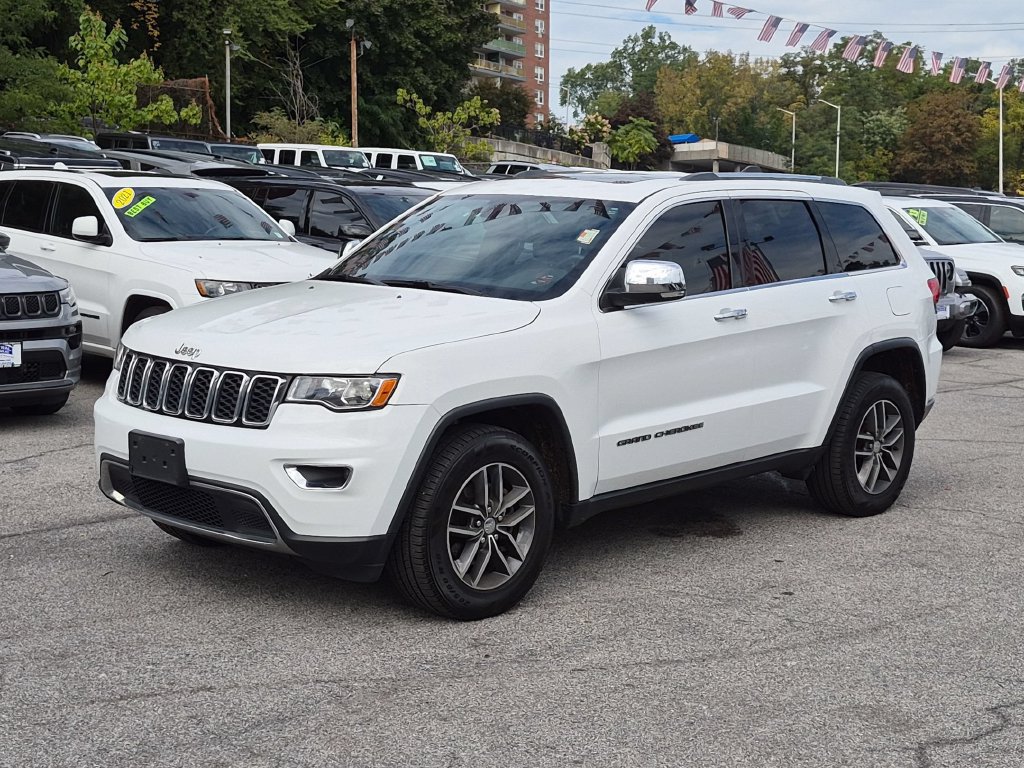 Used 2018 Jeep Grand Cherokee Limited AWD/4WD image 1