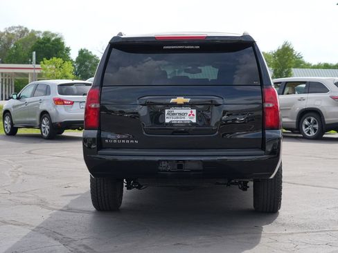 Used 2020 Chevrolet Suburban LS w/ Skid Plate Package AWD/4WD image 4