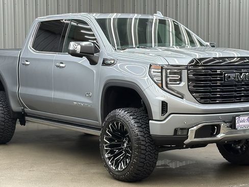 Used 2026 GMC Sierra 1500 Denali Ultimate AWD/4WD image 7