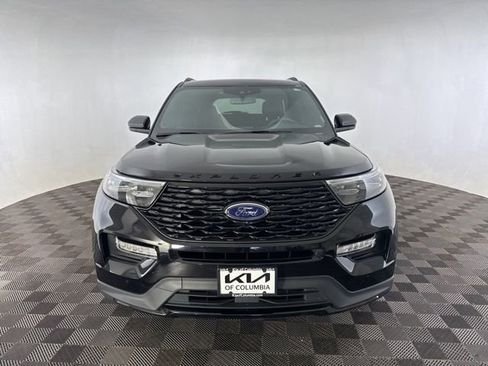 Used 2024 Ford Explorer ST-Line w/ Class IV Trailer Tow Package AWD/4WD image 3