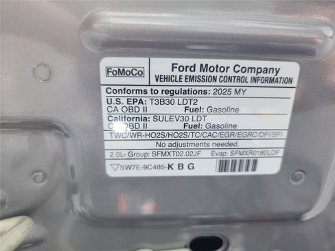 New 2025 Lincoln Nautilus Premier image 11