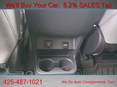 Used 2023 Toyota Sienna Limited AWD/4WD image 36