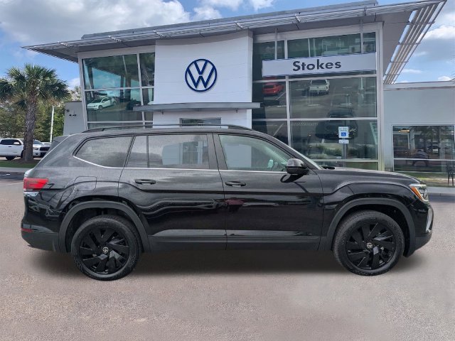 New 2026 Volkswagen Atlas SE FWD image 3