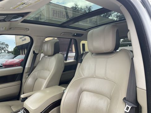 Used 2018 Land Rover Range Rover HSE AWD/4WD image 6