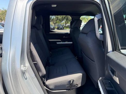 Used 2024 Toyota Tacoma TRD Off-Road AWD/4WD image 15