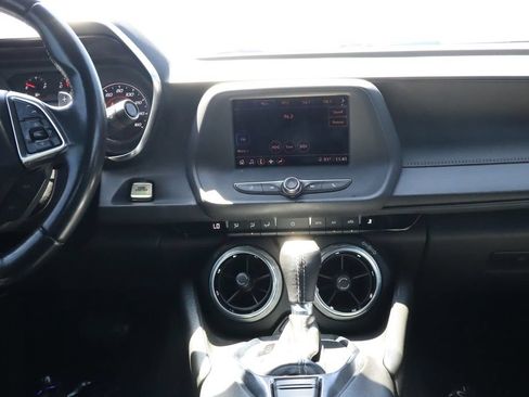 Used 2022 Chevrolet Camaro LT RWD image 32
