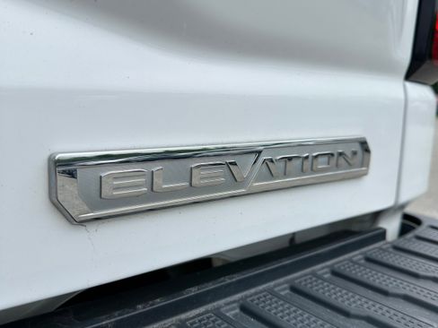 Used 2021 GMC Sierra 1500 Elevation w/ Preferred Package AWD/4WD image 13