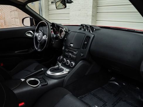 Used 2012 Nissan 370Z Coupe image 23