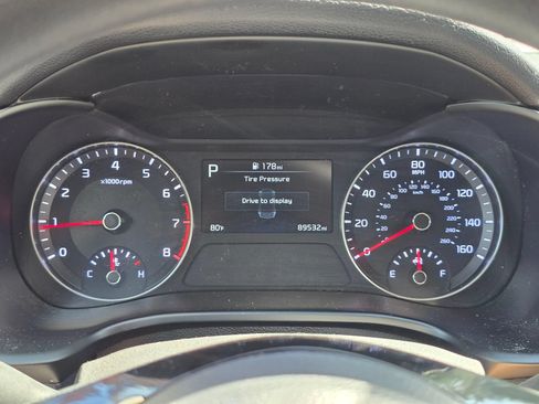 Used 2023 Kia Forte LXS FWD image 16