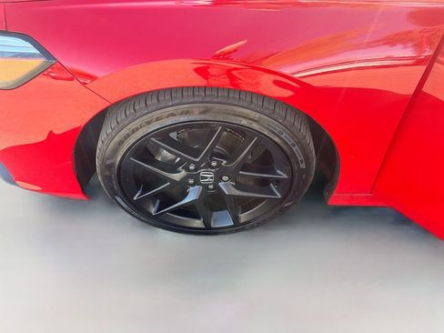 Used 2025 Honda Civic Sport image 29