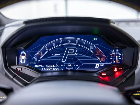 Used 2023 Lamborghini Huracan Tecnica RWD image 41