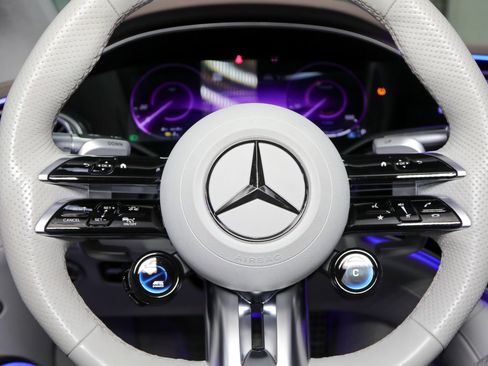 Used 2023 Mercedes-Benz EQS AMG 4MATIC w/ Trim Level Package image 61