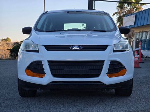 Used 2015 Ford Escape S FWD image 6