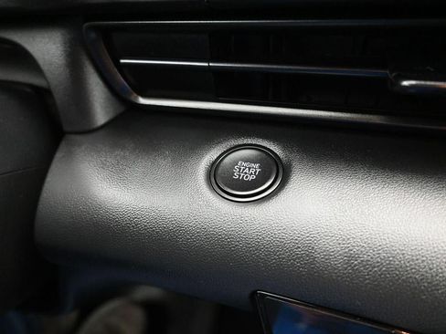 New 2025 Hyundai Elantra Sport FWD image 24