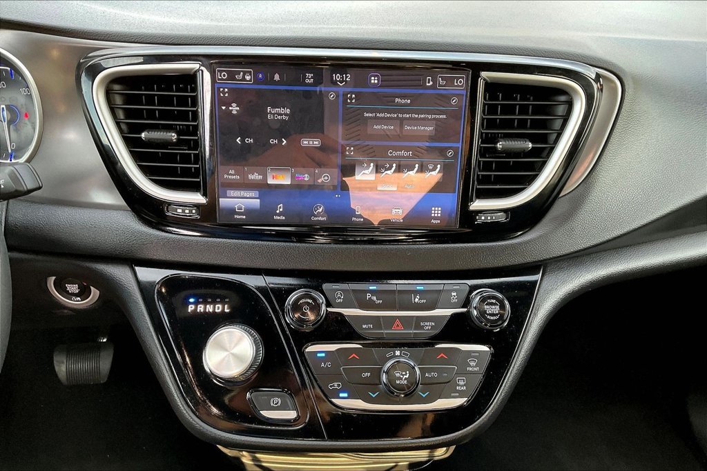 Used 2026 Chrysler Pacifica Select FWD image 21
