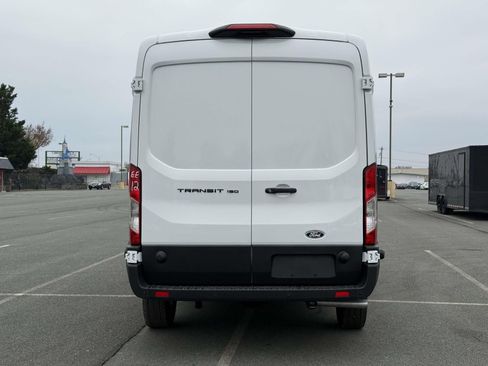 New 2026 Ford Transit 150 148 Medium Roof w/ Load Area Protection Package RWD image 4