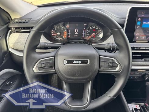 Used 2022 Jeep Compass Latitude w/ Sun and Sound Group image 13