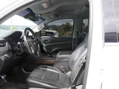 Used 2015 Chevrolet Tahoe LT RWD image 17