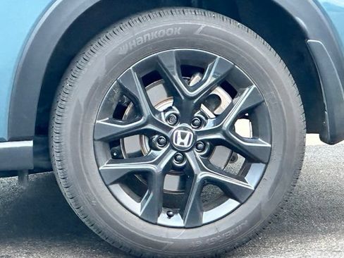 Certified 2025 Honda HR-V Sport image 5