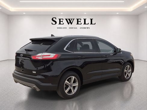 Used 2020 Ford Edge SEL w/ Convenience Package FWD image 4