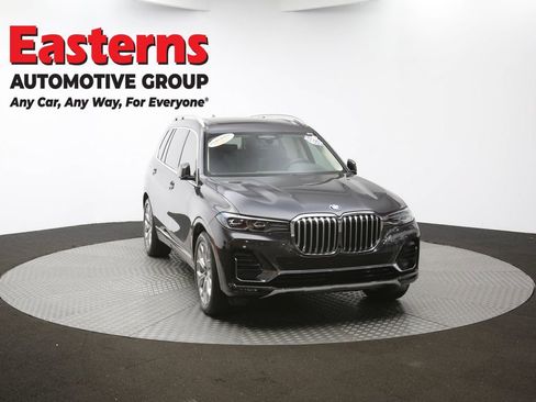 Used 2022 BMW X7 xDrive40i w/ Premium Package image 51