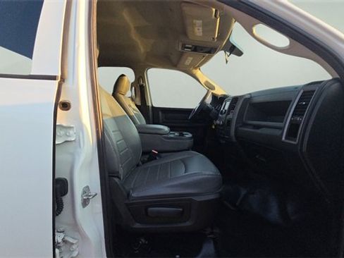 Used 2018 RAM 1500 Tradesman image 13