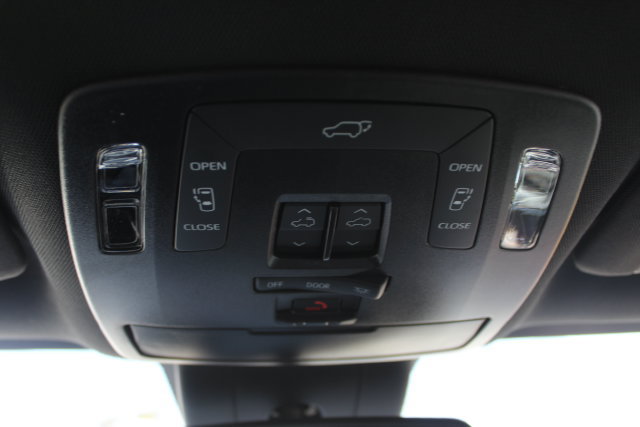 Certified 2026 Toyota Sienna XSE FWD image 41