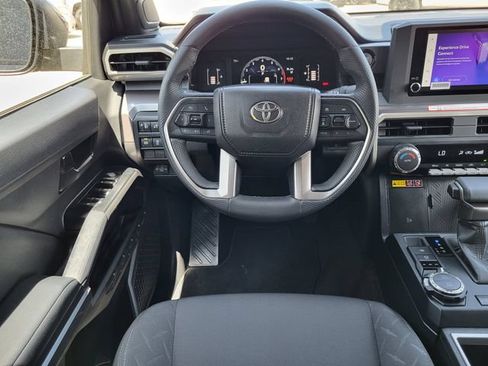 Used 2026 Toyota Tacoma SR5 w/ SR5 Upgrade Package AWD/4WD image 25