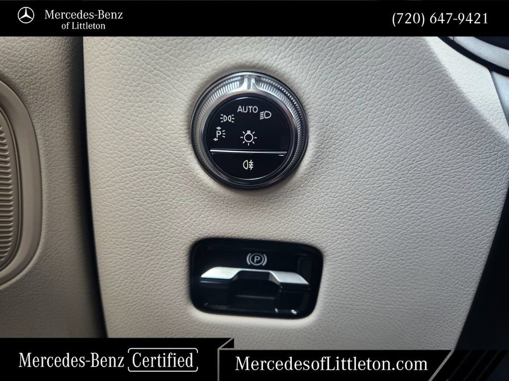 Certified 2025 Mercedes-Benz GLC 350e 4MATIC image 21