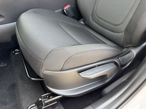 New 2026 Hyundai Tucson SE FWD image 11